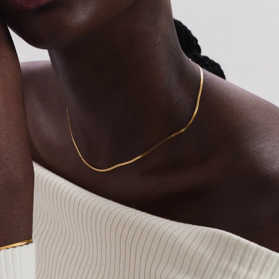 Herringbone Necklace Gold - Syster P - Snabb leverans & Gratis paketinslagning - Nordic Spectra
