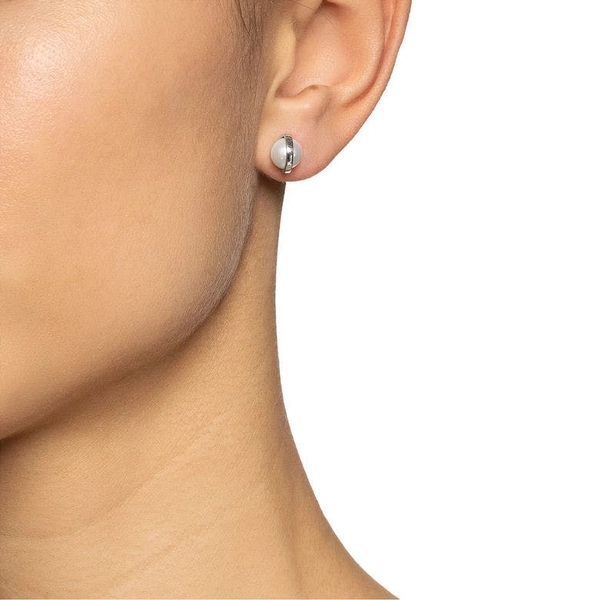 Little Day Pearl Ear White Gold von Efva Attling, Schneller Versand - Nordicspectra.de