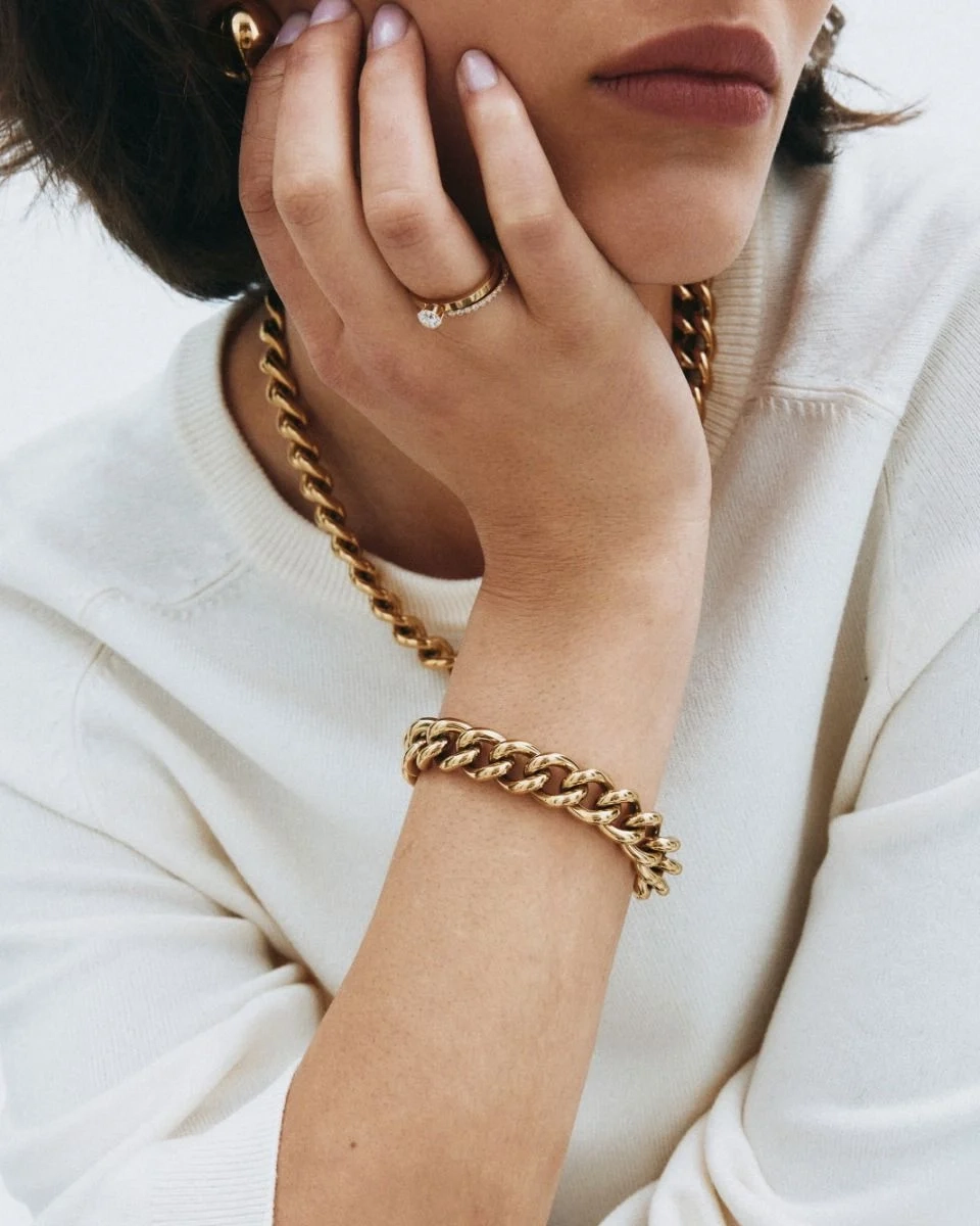 modell Bold Curb Chain Bracelet.