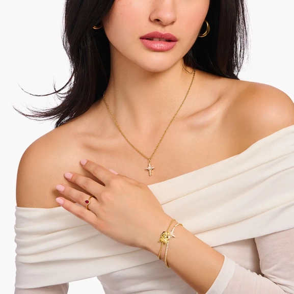 Halsband med Glittrande Kors & Pärla Guld - Thomas Sabo - Snabb leverans & paketinslagning - Nordic Spectra