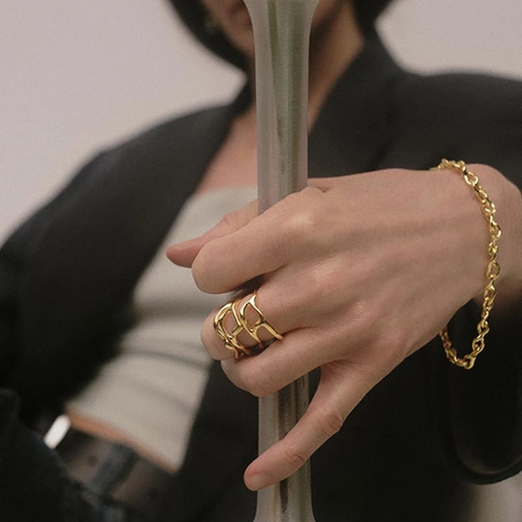 Juno Bracelet Gold - Maria Black - Snabb frakt & paketinslagning - Nordic Spectra