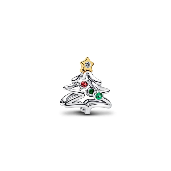 Weihnachtsbaum-Charm von Pandora. Hergestellt aus Sterlingsilber und 14-karätigem Gold mit roten und grünen Kunstkristallen. Die sternförmige Spitze verleiht zusätzliche Eleganz. Verschönern Sie Ihre Weihnachtsgarderobe mit diesem festlichen Charm.