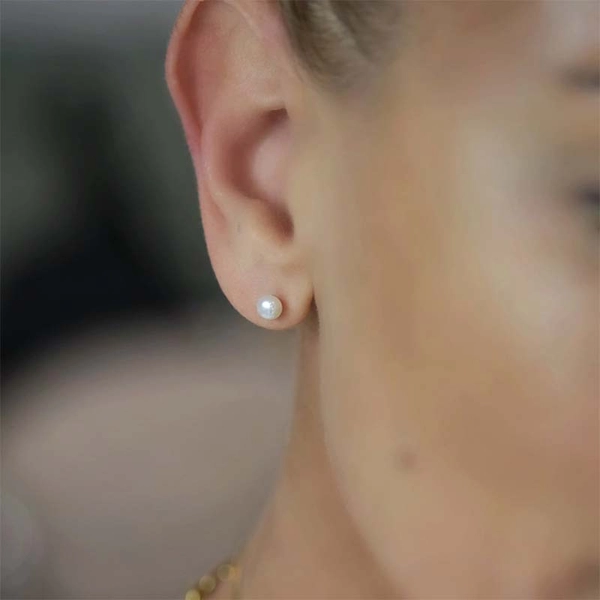 Fresh Water Pearl Earrings Small von Emma Israelsson, Schneller Versand - Nordicspectra.de