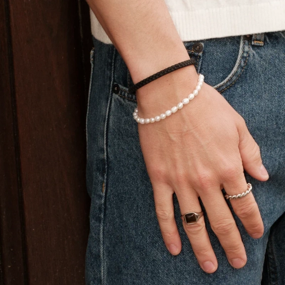 CALLUM Armband Svart - AROCK - Trendiga herrsmycken - Nordic Spectra