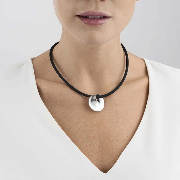 Möbius Kaulakorut - Georg Jensen - Suuri valikoima & ilmainen lahjapaketointi - Nordicspectra.fi