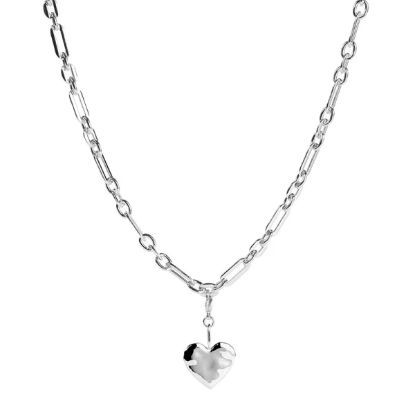 Heart Chunky Chain Silver halsband i silver med kraftig kedja och hjärtformad detalj