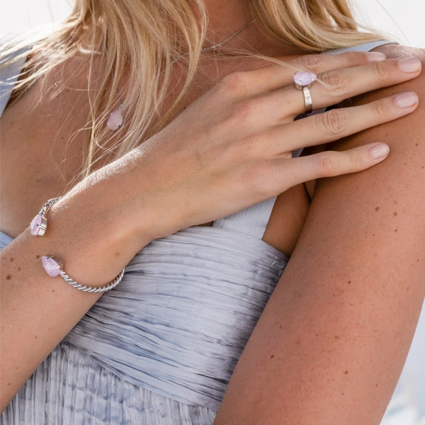 elegant design av Caroline Svedbom.