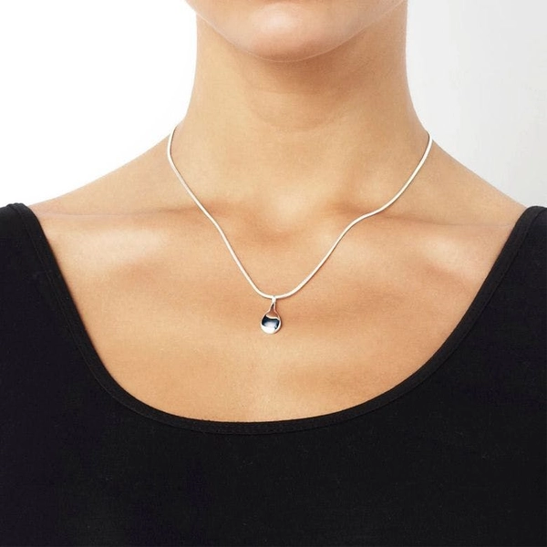 Happy Tear Pendant von Efva Attling, Schneller Versand - Nordicspectra.de