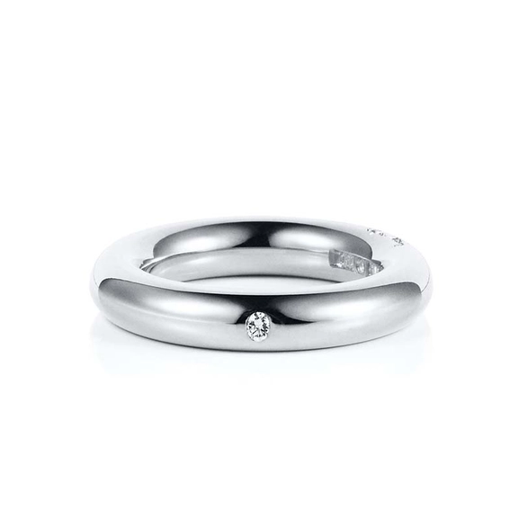 One Love & Stars Ring White Gold - Efva Attling ringar - Snabb frakt & paketinslagning - Nordicspectra.se