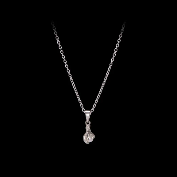 cp-04-neb-30-maria-nilsdotter-tiny-claw-pearl-necklace-1