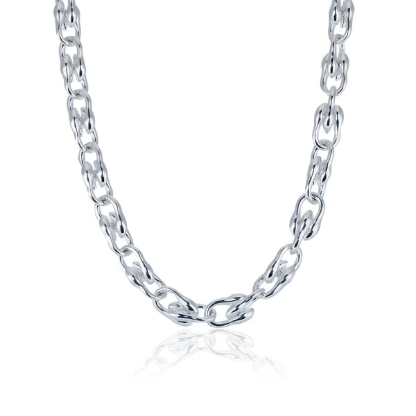 Elisabeth Halsband i massivt silver från Carolina Gynning