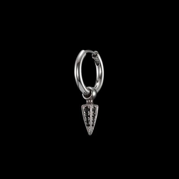 Tiny Poison Arrow Pavé Earring Black Spinel - Maria Nilsdotter - 1-2 dagars leverans - Nordic Spectra
