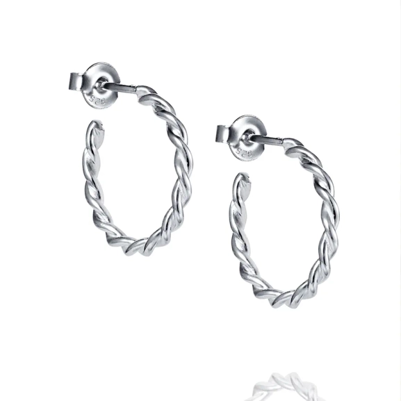 Little Wrapped Hoops från Efva Attling i silver med unik virad design