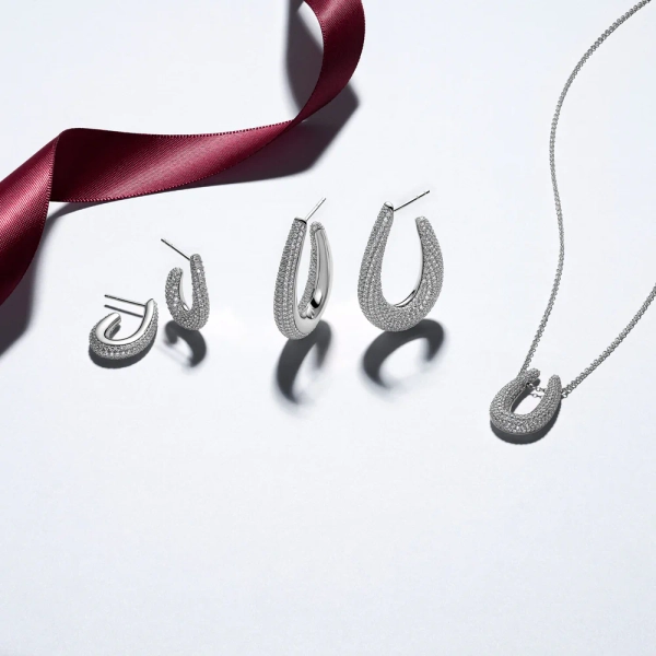 Goccia Halsband från Sif Jakobs i silver med glittrande Cubic Zirconia-sten