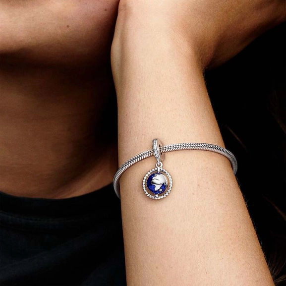 Drehender Globus Charm-Anhänger von PANDORA, Schneller Versand - Nordicspectra.de