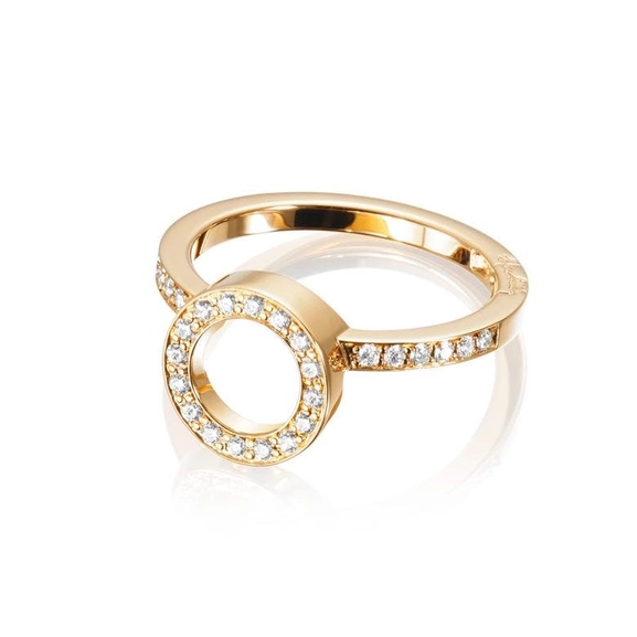 Circle Of Love Ring I Gold - Efva Attling ringar - Snabb frakt & paketinslagning - Nordicspectra.se