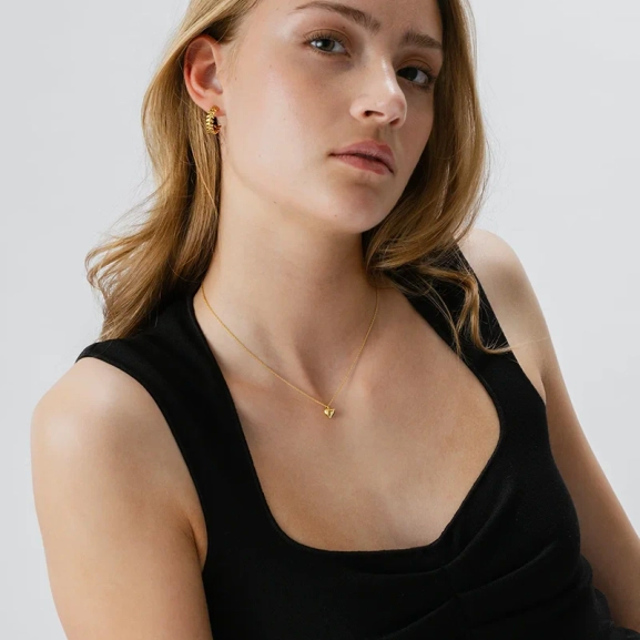 Layers Olivia Hoops Gold - Syster P - Snabb leverans & Gratis paketinslagning - Nordic Spectra
