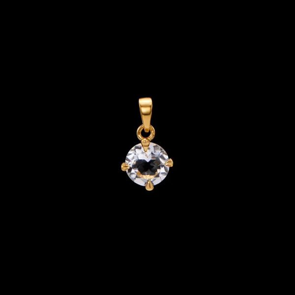 Charmed Stone Gold: Strahlender Bergkristall in einer warmen 18-karätig vergoldeten Fassung