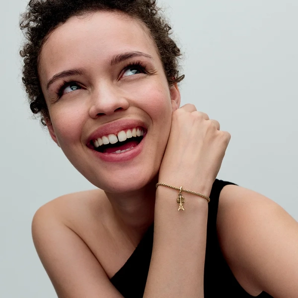 Pariser Eiffelturm Labordiamant Gravierbarer Doppelter Charm-Anhänger - PANDORA - Nordic Spectra