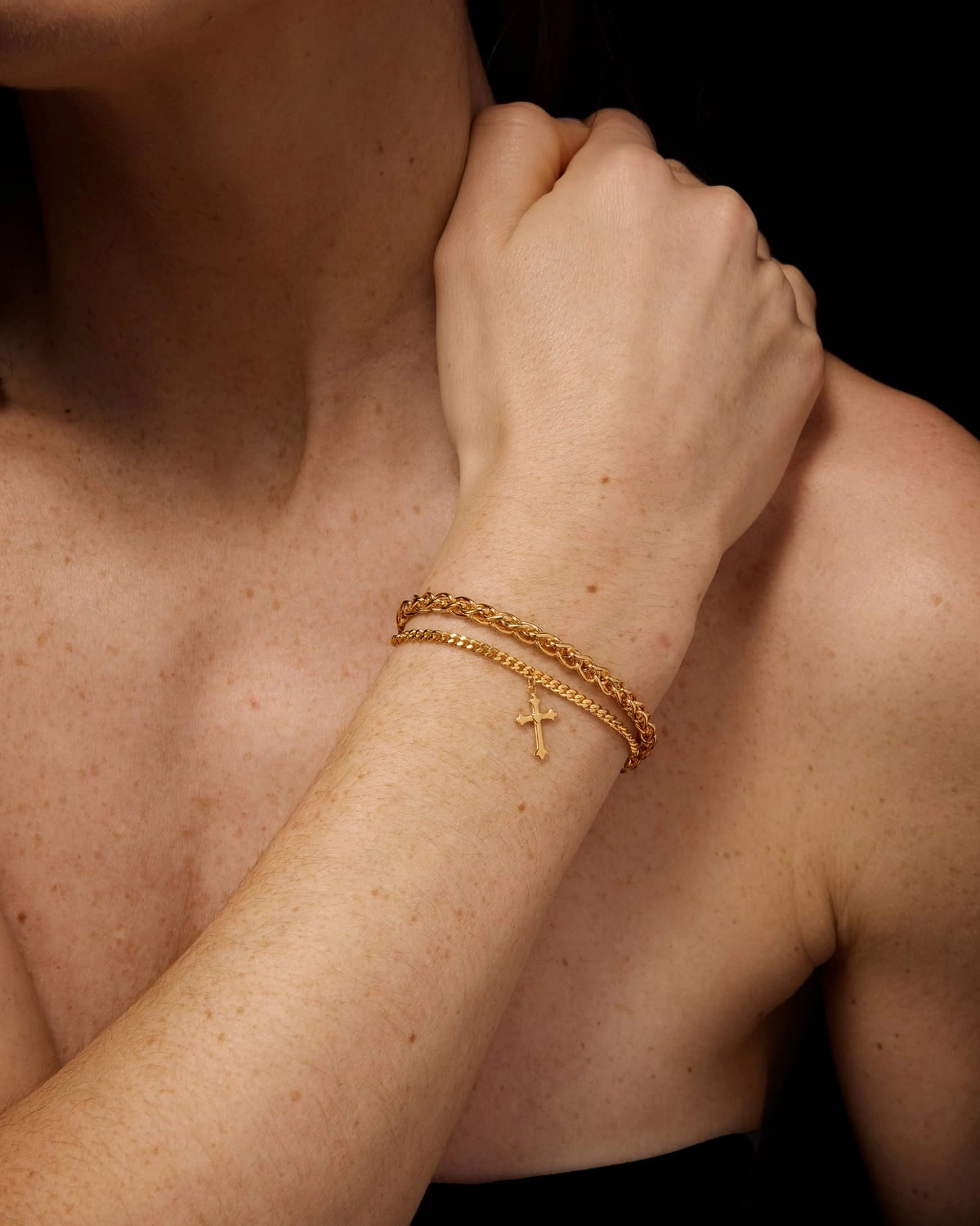 elegantes Armband aus 18-karätig vergoldetem Silber mit Verzierungen