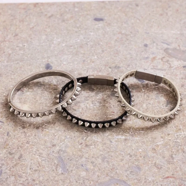 Peak Bracelet Leather Black Steel - Edblad - Snabb frakt & paketinslagning - Nordic Spectra