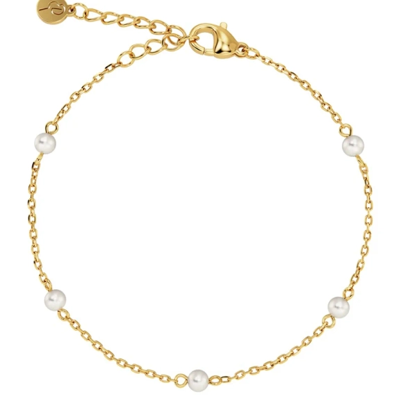Elegant armband i 14K guldplätering med små pärlemorpärlor