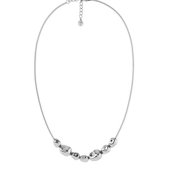 Halsband i blankt rostfritt stål med sex oregelbundet formade stenar i olika storlekar på en fasetterad kedja.