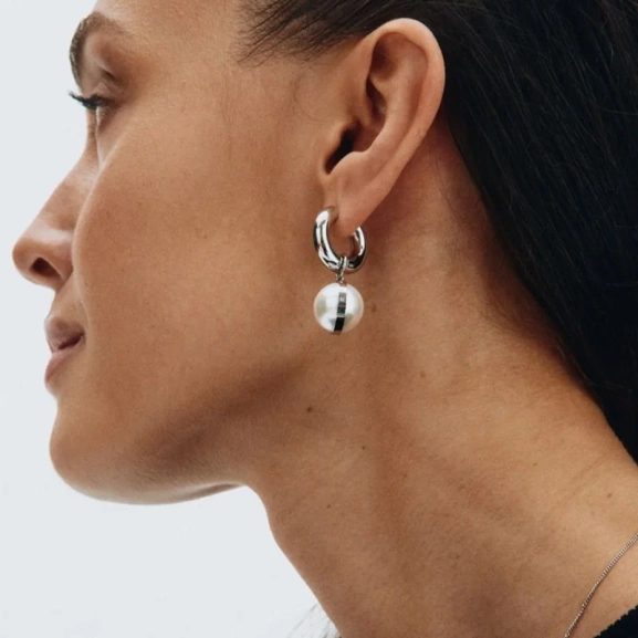 elegant design med en slät yta och tidlös stil.