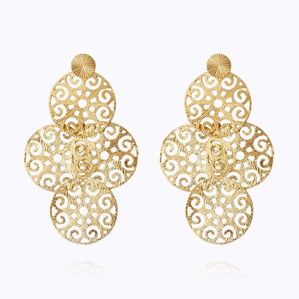 Evanna Statement Earrings Gold - Caroline Svedbom - Snabb leverans - Nordic Spectra