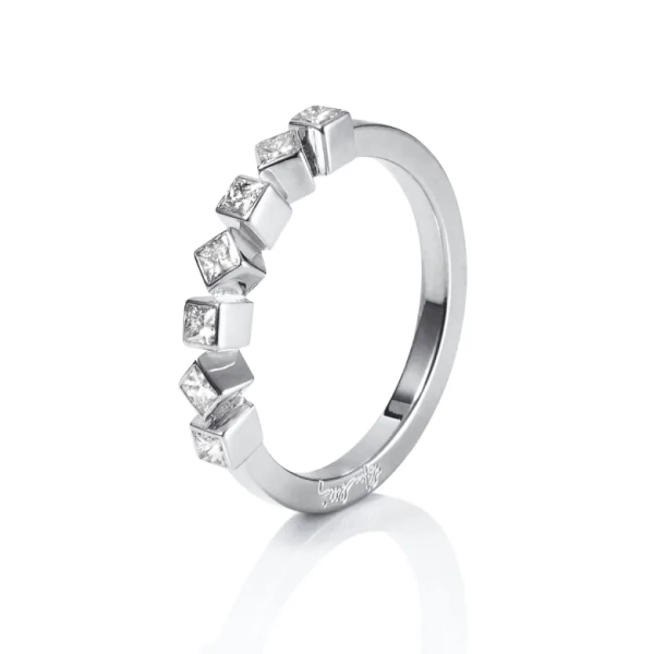 Love Dice & Stars Ring White Gold - Efva Attling - Vigsel- & Förlovningsringar - Nordic Spectra