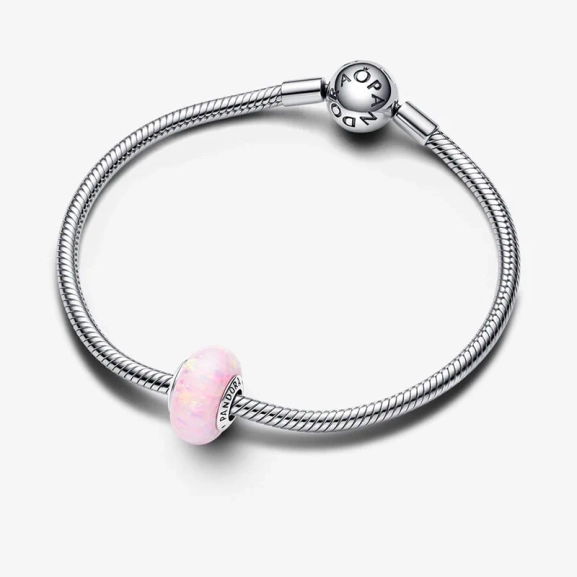 Opaliserande Rosa Berlock - PANDORA - Snabb leverans & paketinslagning - Nordic Spectra