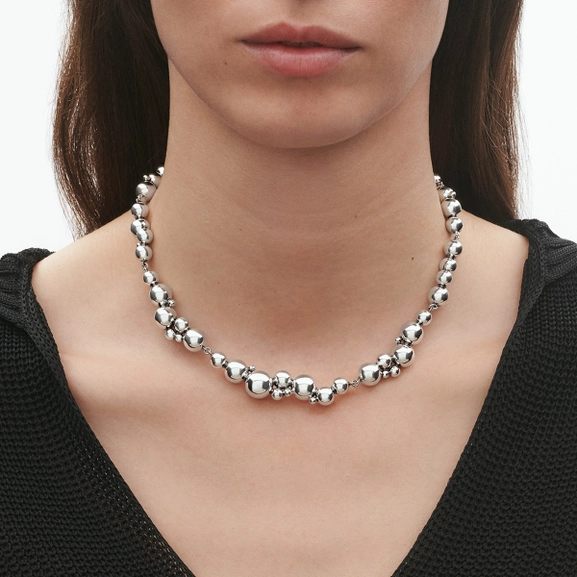 GJ_SS25_ECOM_SHOOT_MOONLIGHT_GRAPES_NECKLACE_20001008 (2)