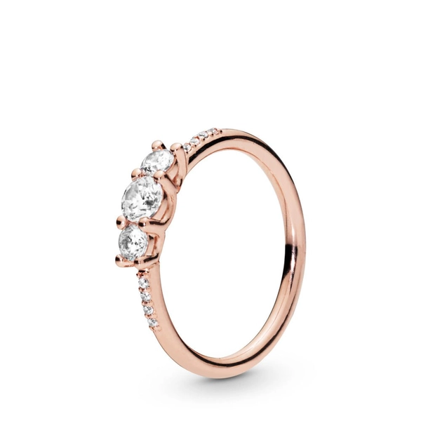Ring med Tre Stenar Rosé - PANDORA - Snabb frakt & paketinslagning - Nordicspectra.se