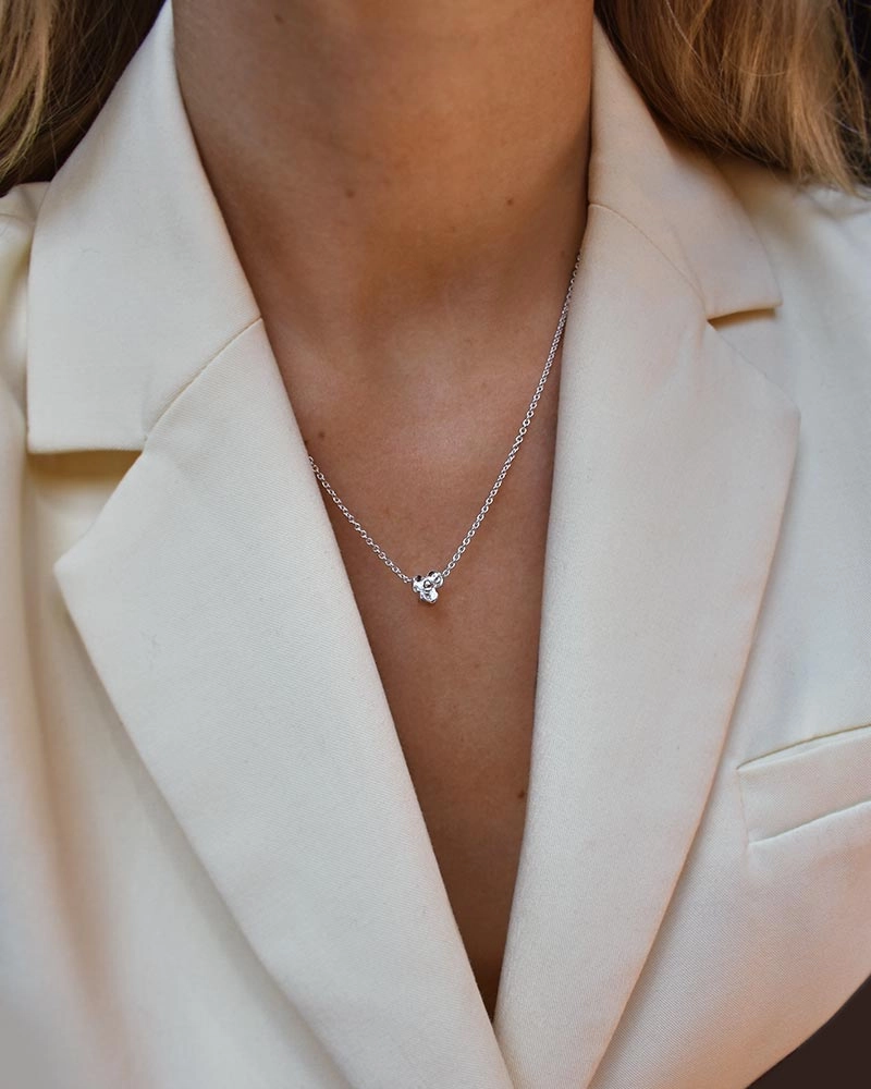 Lotus Necklace - Drakenberg Sjölin Halsband - Snabb frakt & paketinslagning - Nordicspectra.se