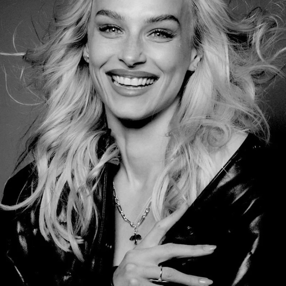 Organic Dove Chunky Chain Necklace Silver - Emma Israelsson - Snabb frakt & paketinslagning - Nordic Spectra