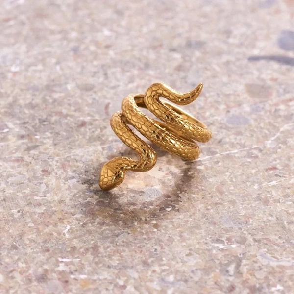 Snake Ring L Gold - Edblad - Snabb frakt & paketinslagning - Nordic Spectra