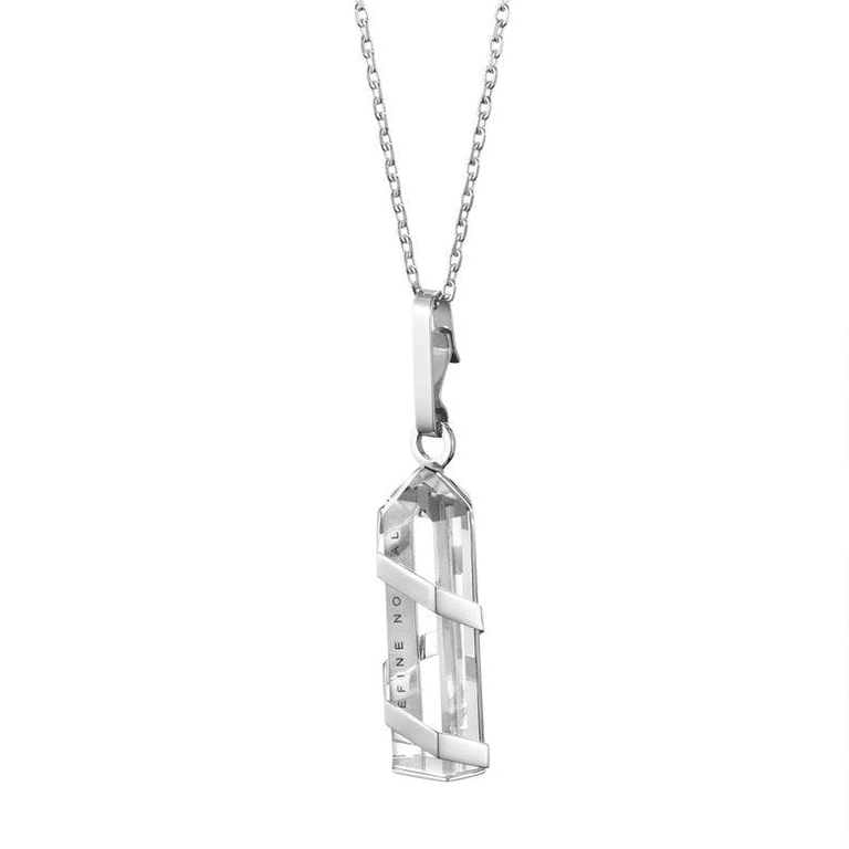Define Normal Pendant - Efva Attling halsband - Snabb frakt & paketinslagning - Nordicspectra.se