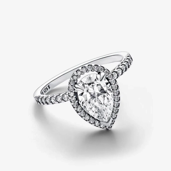 Ring med Stor Glittrande Halo - PANDORA - Snabb leverans & paketinslagning - Nordic Spectra
