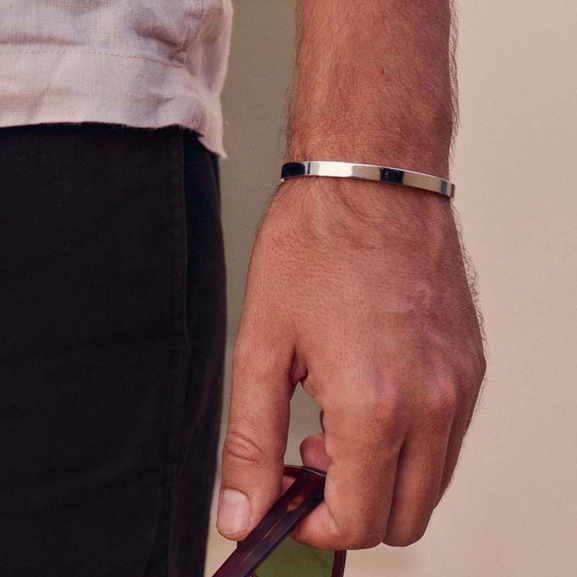 Cary Bangle Steel - Edblad - Snabb frakt & paketinslagning - Nordicspectra.se