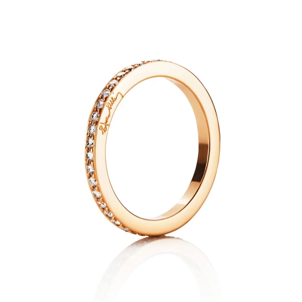 Stars & Signature Thin Ring från Efva Attling i 18K guld med 44 diamanter
