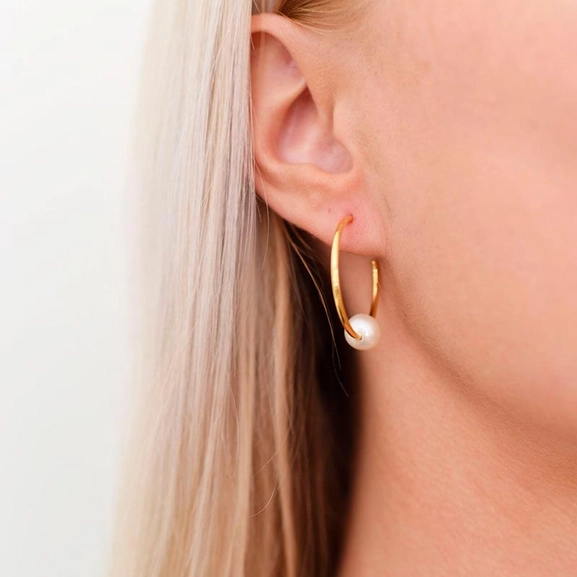 Pearl Hoops Gold - Sophie By Sophie - Snabb frakt & paketinslagning - Nordicspectra.se