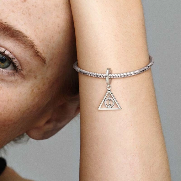 Harry Potter Dödsrelikerna Hängberlock - PANDORA - Snabb frakt & paketinslagning - Nordicspectra.se