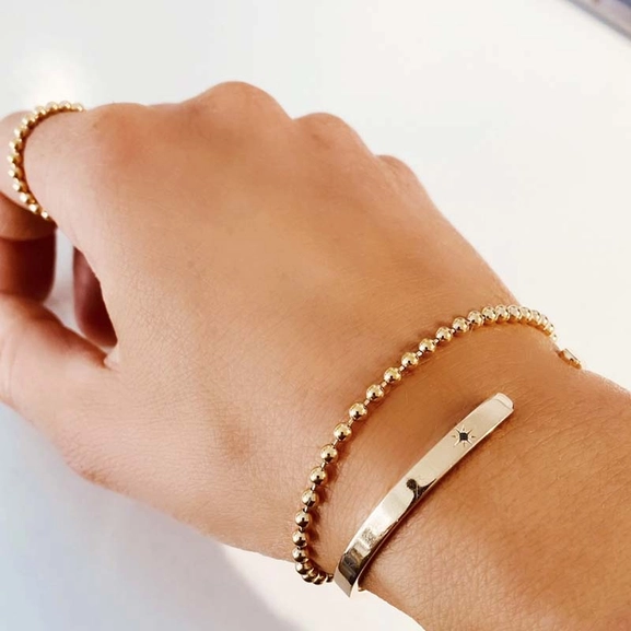 Globe Bracelet Gold - Emma Israelsson - Suuri valikoima & ilmainen lahjapaketointi - Nordicspectra.fi