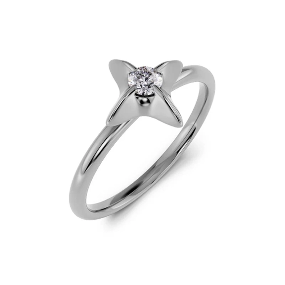 Ring i polerat rostfritt stål med stjärndekoration och gnistrande cubic zirconia