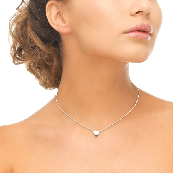 Silverhalsband Med Blankt Hjärta - Snabb frakt & paketinslagning - Nordicspectra.se