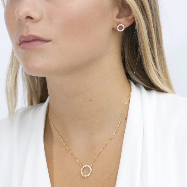 elegant 18K guldpläterat silver med glittrande cubic zirconia