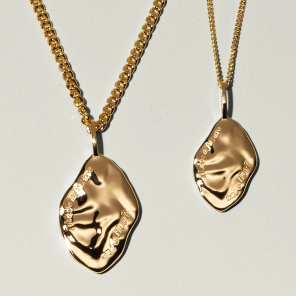 18K guldförgylld mässing med inskriptionen "I have a future and a HOPE".