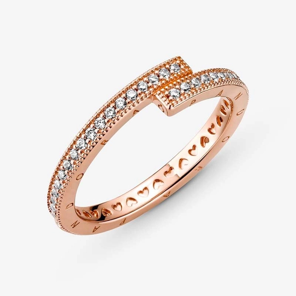 Glitzernder Überlappender Ring von PANDORA, Schneller Versand - Nordicspectra.de