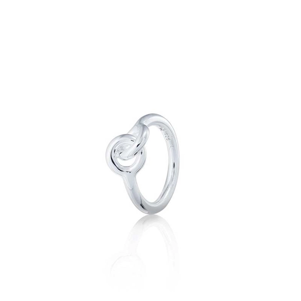 The Knot Ring - Carolina Gynning Ringar - Snabb frakt & paketinslagning - Nordicspectra.se