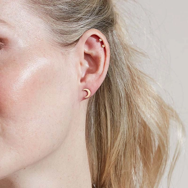 Bright Night Studs Gold - Edblad - Snabb frakt & paketinslagning - Nordicspectra.se